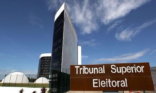 Cerco se fecha no TSE! Justiça eleitoral investiga rede ilegal de 