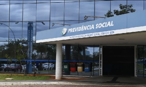 Vazamento massivo de dados herdado da gestão Bolsonaro expõe CPFs de milhões de brasileiros do INSS