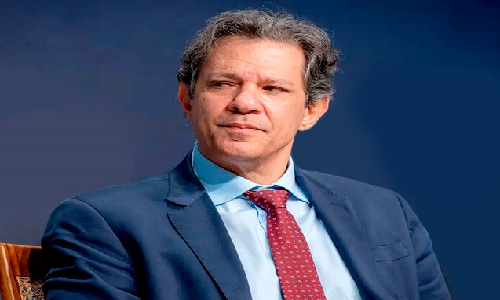 Haddad compara isenção do Imposto de Renda de Lula com corte de impostos para jet-skis de Bolsonaro