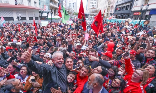 Lula condena desinformação nas redes e ataca atuação do deputado Nikolas Ferreira
