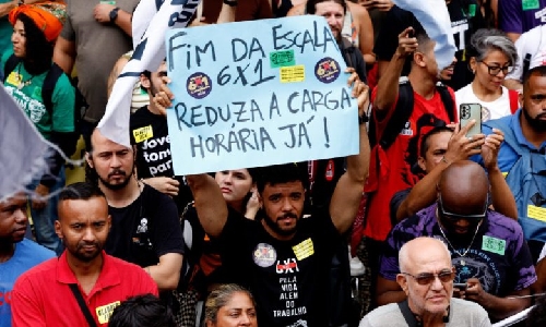 Vitória do povo: CCJ aprova PEC que acaba com a escala 6x1 apesar do choro bolsonarista