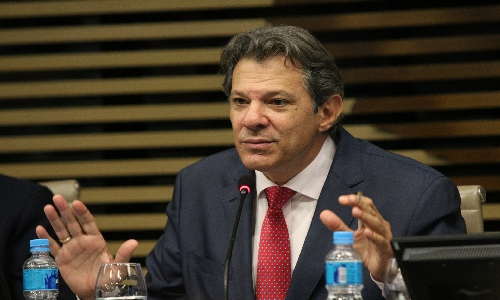 Haddad exige explicações de Tarcísio após Vorcaro revelar R$ 5 milhões para campanhas da extrema-direita