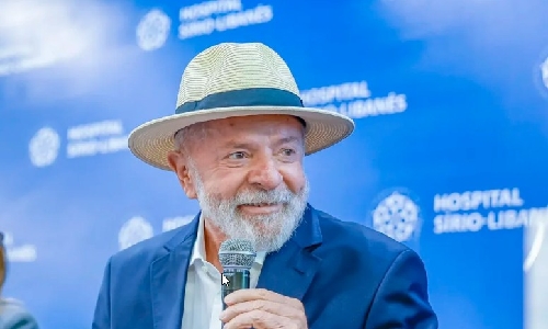 Lula e Padilha entregam megaleva de aceleradores lineares pelo SUS e dão xeque-mate nas filas da radioterapia em SP, CE e MT