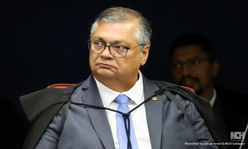 Flávio Dino abre investigação sigilosa sobre farra de emendas no filme de Bolsonaro