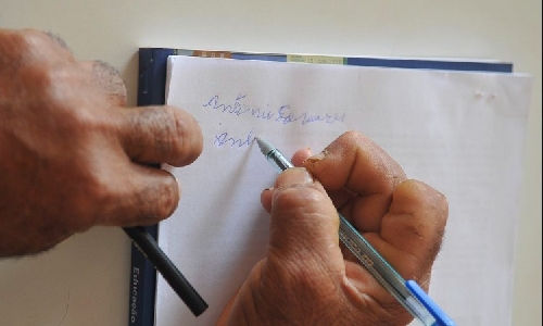 Investimento na educação derruba analfabetismo no Brasil e estabelece recorde positivo segundo IBGE