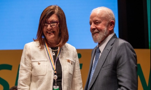 Lula barra privatizações e garante que Petrobras e Liquigás pertencem ao povo