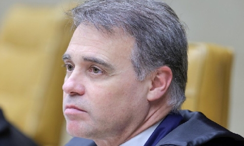 André Mendonça articula ofensiva contra Alexandre de Moraes e busca maioria no STF