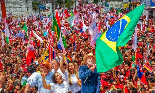 Estou disposto a mostrar quem é ladrão e corrupto, diz Lula sobre Flávio
