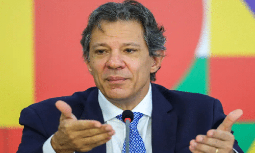 Haddad ALERTA para infiltrados do PCC na PM e DETONA cortes de Tarcísio na segurança