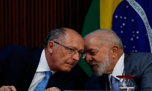 Lula e Alckmin convocam forças democráticas para barrar o avanço das milícias no 2º turno