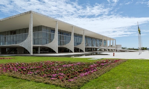 Operação da PCDF e do MJSP desarticula célula neonazista que planejava ataques em Brasília para matar Lula