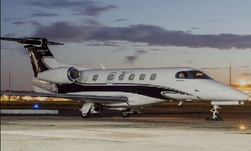 Tecnologia brasileira: Novo Phenom 300EV faz pouso 100% autônomo se piloto desmaiar