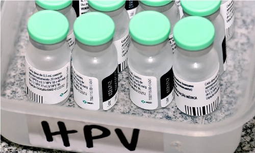 Vacinação de adolescentes de 15 a 19 anos contra o HPV é prorrogada