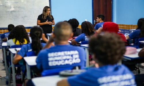 Educação política passa a integrar currículo escolar brasileiro